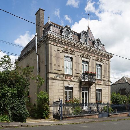 Le Petit Chateau Saint-Michel  Exterior photo