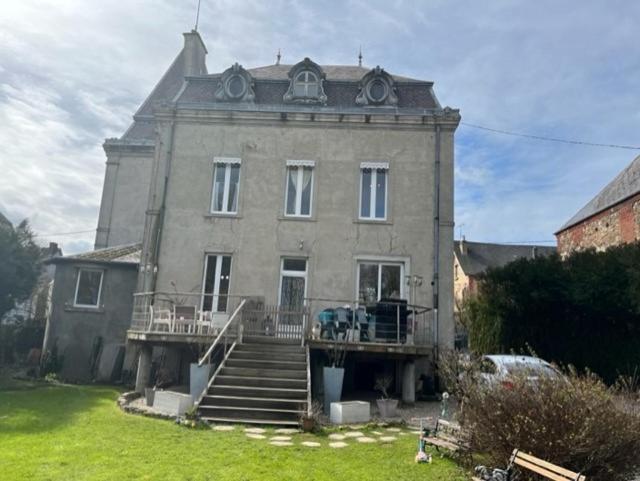 Le Petit Chateau Saint-Michel  Exterior photo