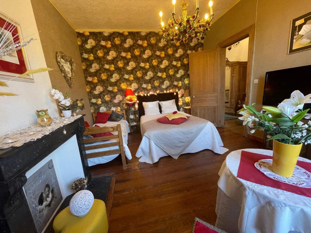Le Petit Chateau Saint-Michel  Room photo